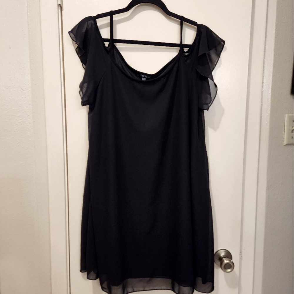 Boohoo black party dress NWT